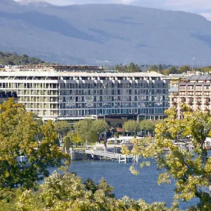 Fairmont Grand Hotel